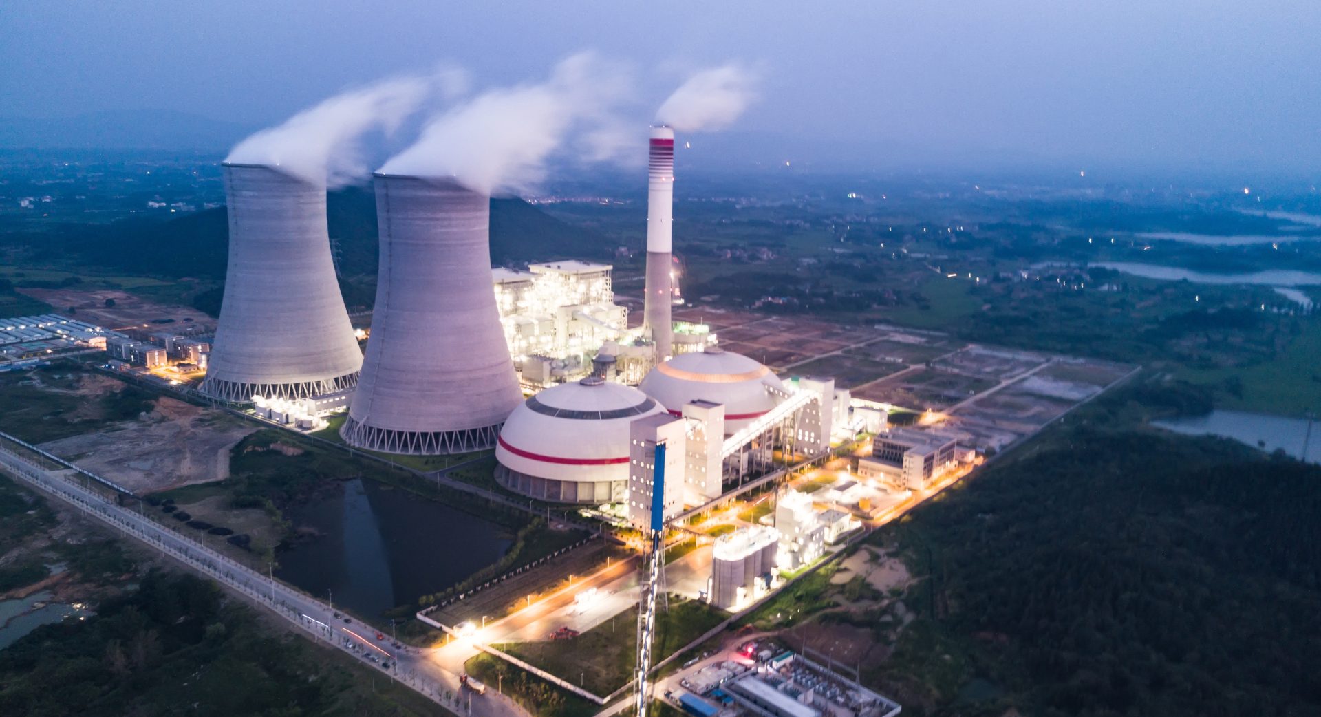 Etudes de structure nucléaires